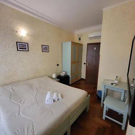 St. Peter's Guest house 2*