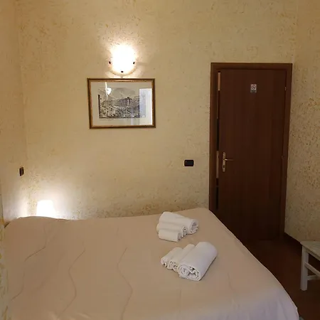 St. Peter's 2* Roma