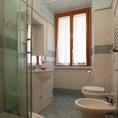 Gasthuis St. Peter's 4*